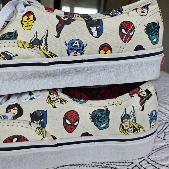 VGUC Vans X Marvel Head Sneakers Mens 8 Women 9.5 - Picture 6 of 15